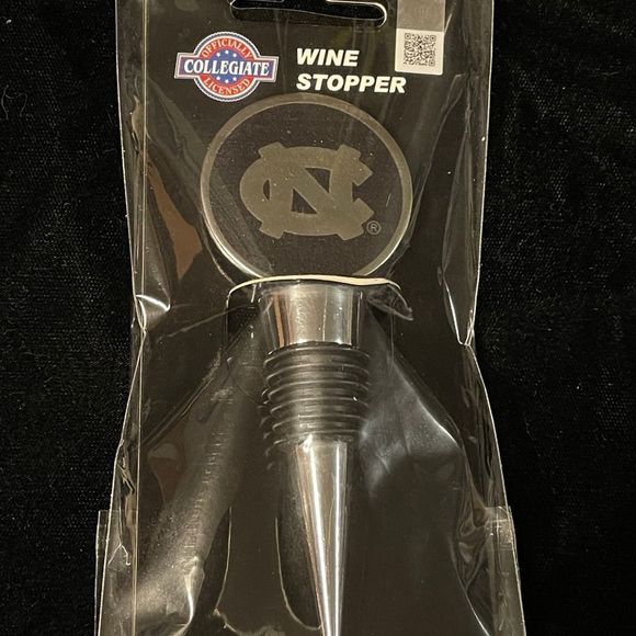 UNC Carolina Tarheels Wine Stopper Officially Licensed - Picture 5 of 6